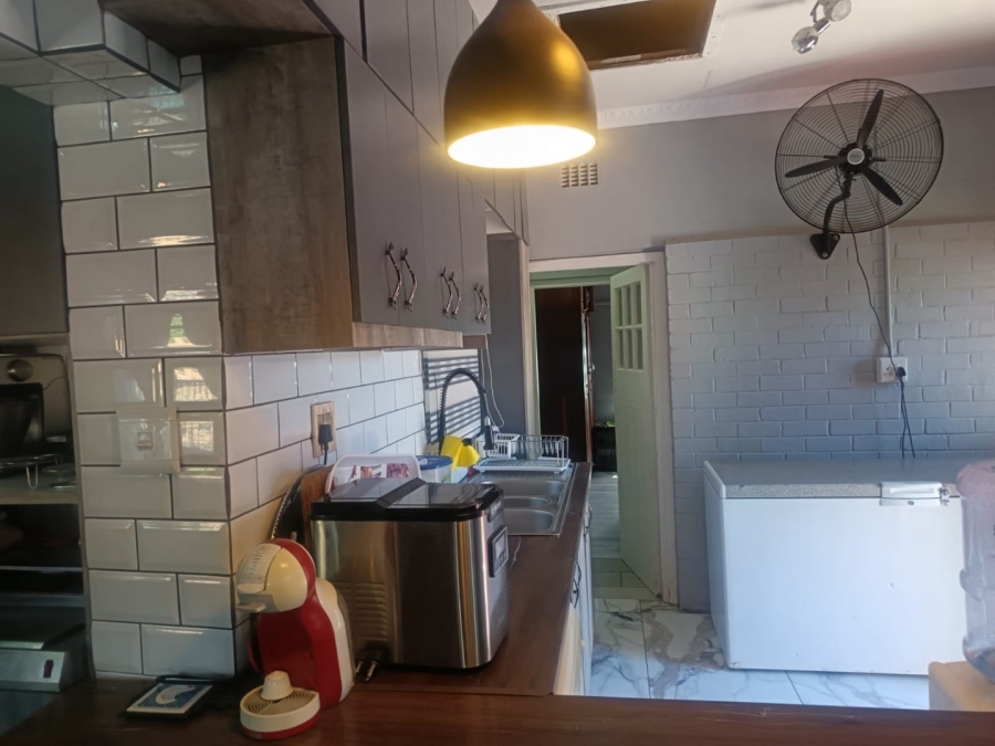 4 Bedroom Property for Sale in Herlear Northern Cape